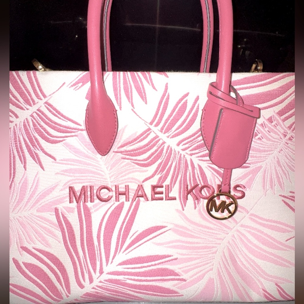 Micheal Kors Mirella bag